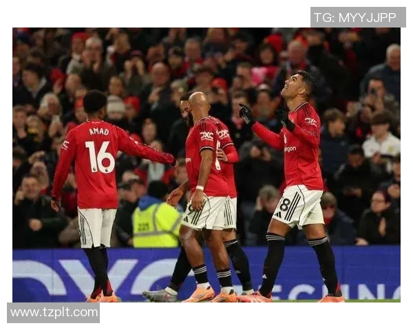 足总杯激战：利物浦小胜拜仁全场沸腾数据分析揭示精彩瞬间