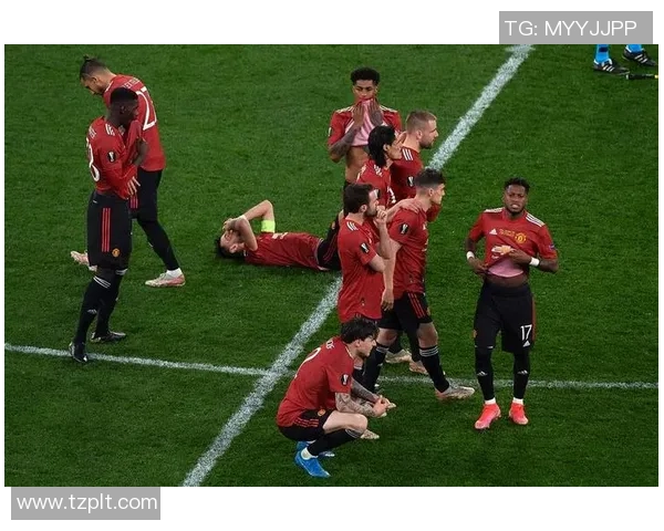 欧联杯曼城与曼联激战成平红牌争议引发全场热议