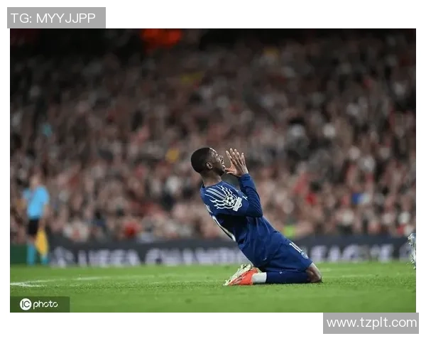 欧联杯巴黎圣日耳曼大胜本菲卡五球狂潮引发全场沸腾回顾十大精彩进球