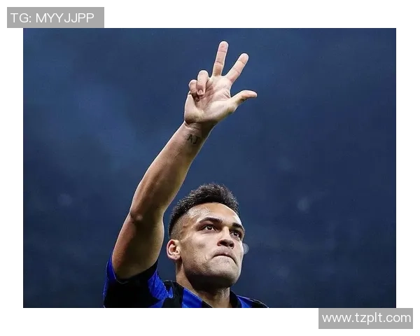 欧冠激战：里昂逆转那不勒斯帽子戏法引爆全场激情时刻回顾