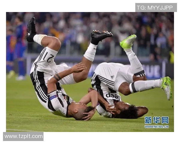 尤文图斯逆袭巴萨五球大胜全场沸腾精彩集锦回顾