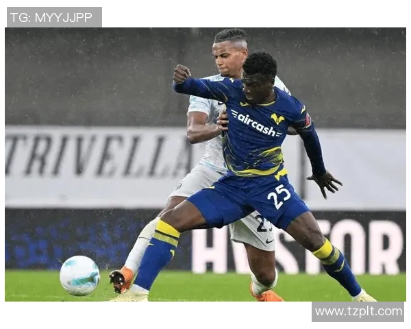 意甲经典战役国米狂胜曼联六球乌龙成焦点引发全场沸腾 意甲经典战役国米狂胜曼联六球乌龙成焦点引发全场沸腾