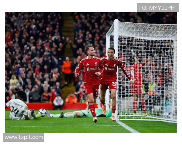 友谊赛平局引发红牌争议拜仁与利物浦的火花碰撞全场沸腾