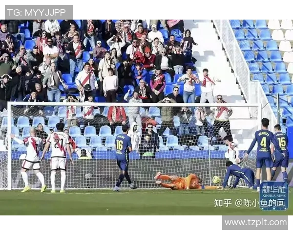 国王杯热刺与那不勒斯战平精彩瞬间回顾全场沸腾瞬间引发热议 国王杯热刺与那不勒斯战平精彩瞬间回顾全场沸腾瞬间引发热议