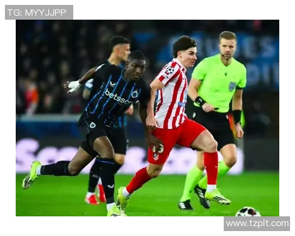 欧冠激战：里昂逆转那不勒斯帽子戏法引爆全场激情时刻回顾