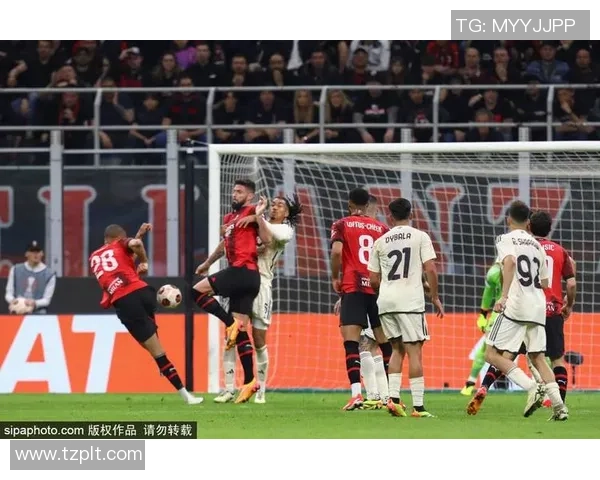 欧联杯激战AC米兰与曼城战成平局点球大战引发争议与全场沸腾