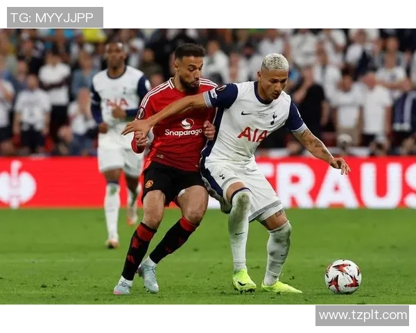 英超大战切尔西大胜热刺神奇扑救点燃全场激情与转会传闻