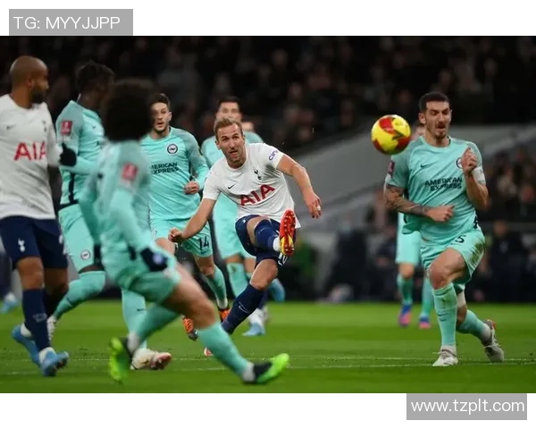 足总杯曼城大胜热刺三球横扫引发全场热烈反响历史冷门再现