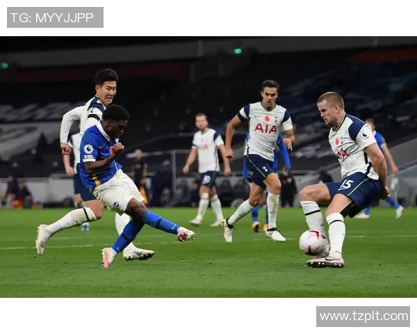 足总杯惊天对决曼联与AC米兰激战成平局历史冷门引发全场沸腾